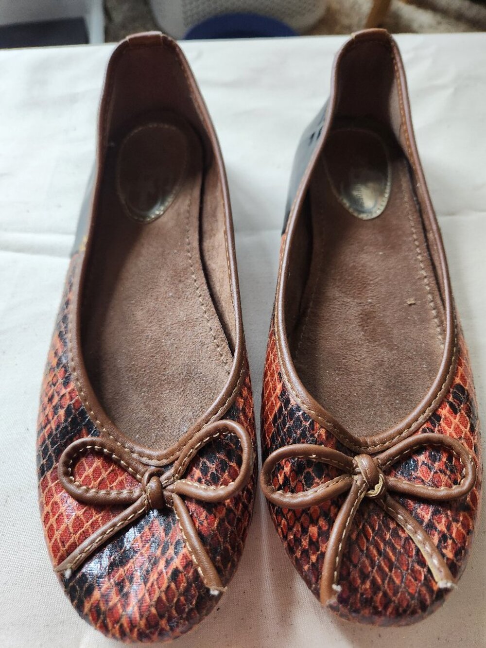 CG Snakeskin Ballet Flats with Bow Womens 7 Brown Black
